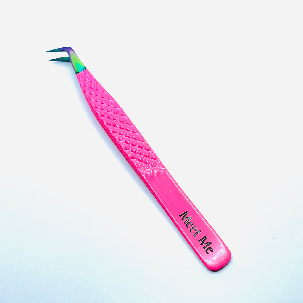 Pink Volume/Mega Volume Tweezer -Meet Me